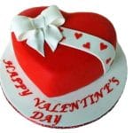 Celebrate love with our Happy Valentine 1kg Cake. A sweet symphony of romance. Order now for a delightful Valentine