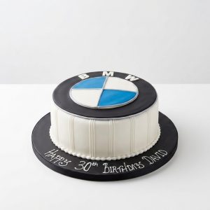 1kg customized car logo cake in Nairobi
