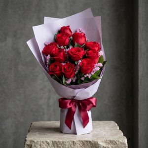 Bouquet of 12 stems red roses for romantic flower delivery in Nairobi
