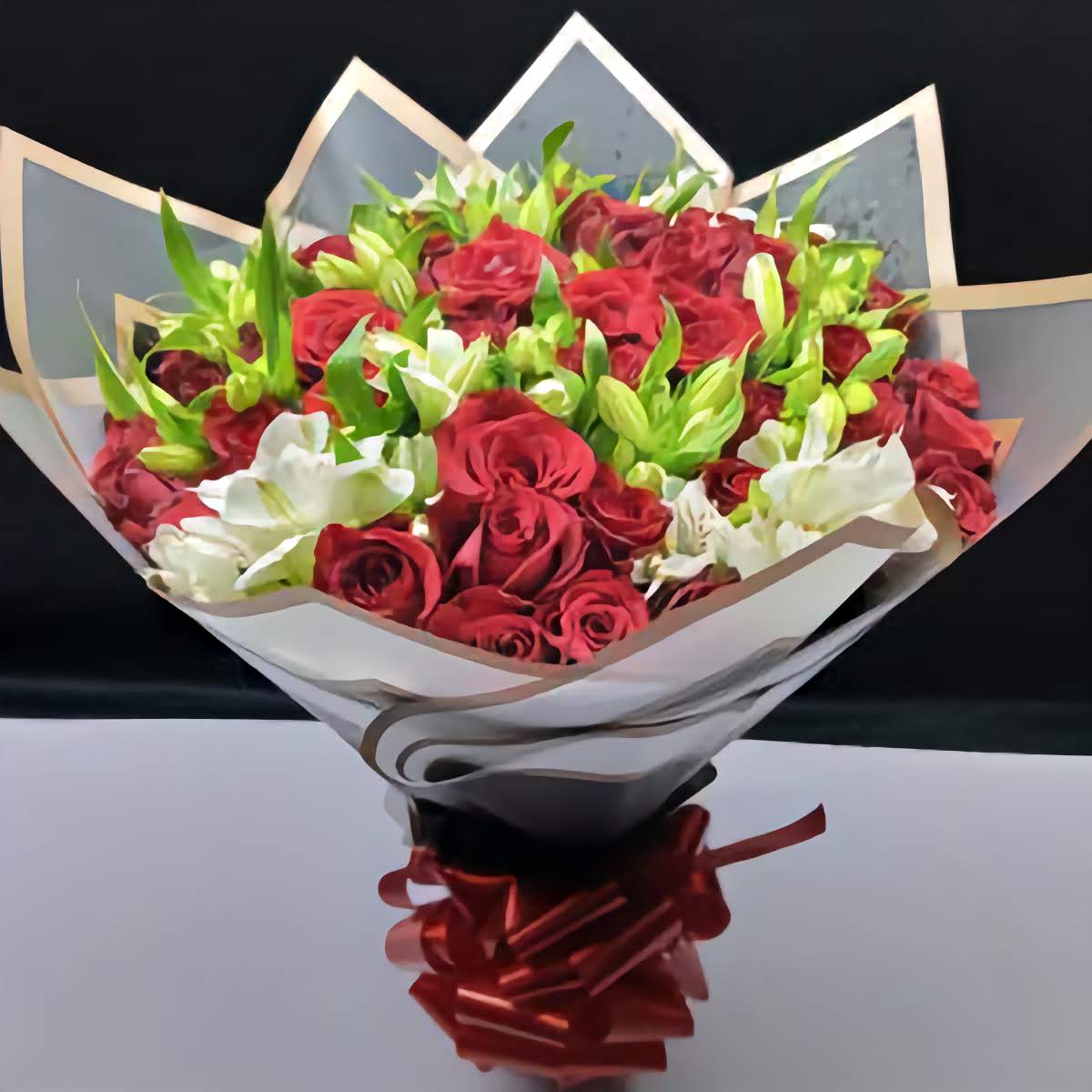 Best flowers for birthday gifts in Kenya including roses, lilies, sunflowers, and elegant mixed bouquets for same-day delivery in Nairobi.